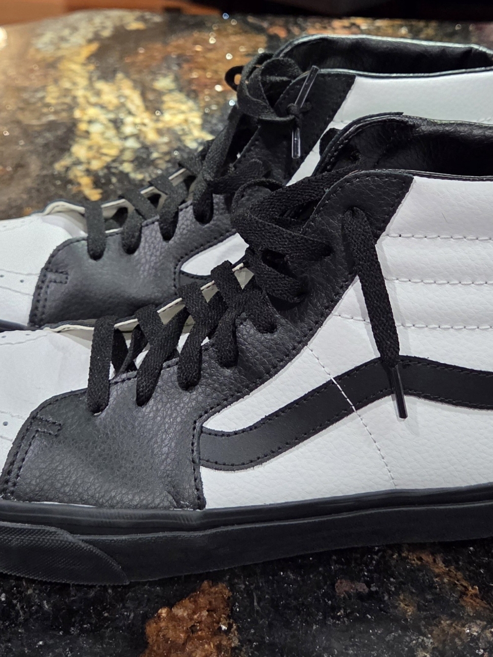 Vans Sk8-Hi Black & White US 11